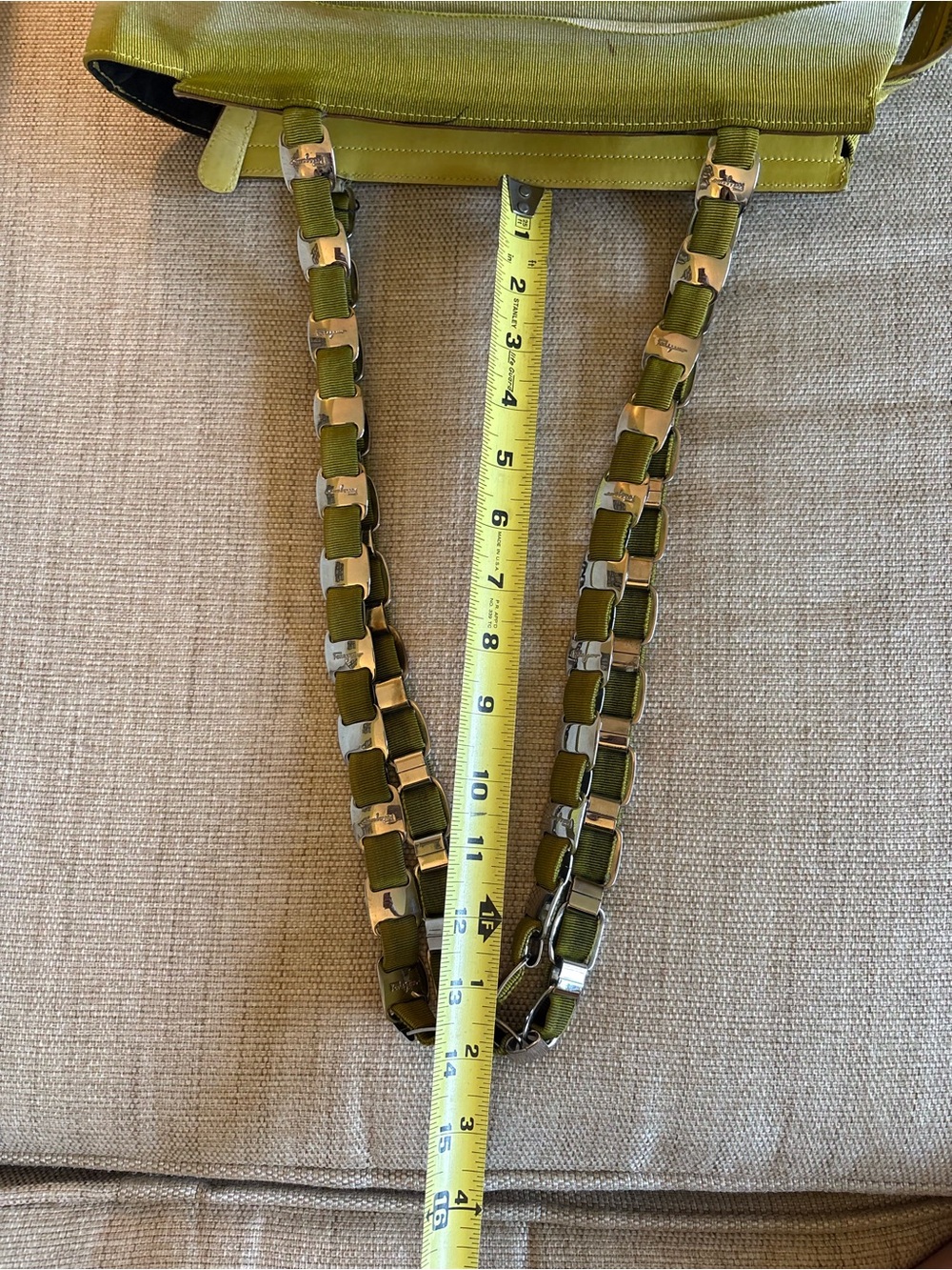 Ferragamo | VINTAGE Y2K Tiered Grosgrain Ribbon Shoulder Bag - Picture 9 of 9